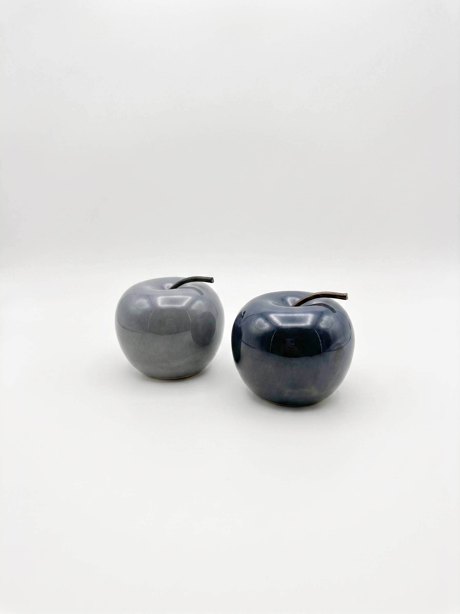 Mini Urn Appel - Glanzend Grijs